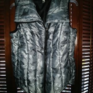 Gray camo 4-U Performance vest